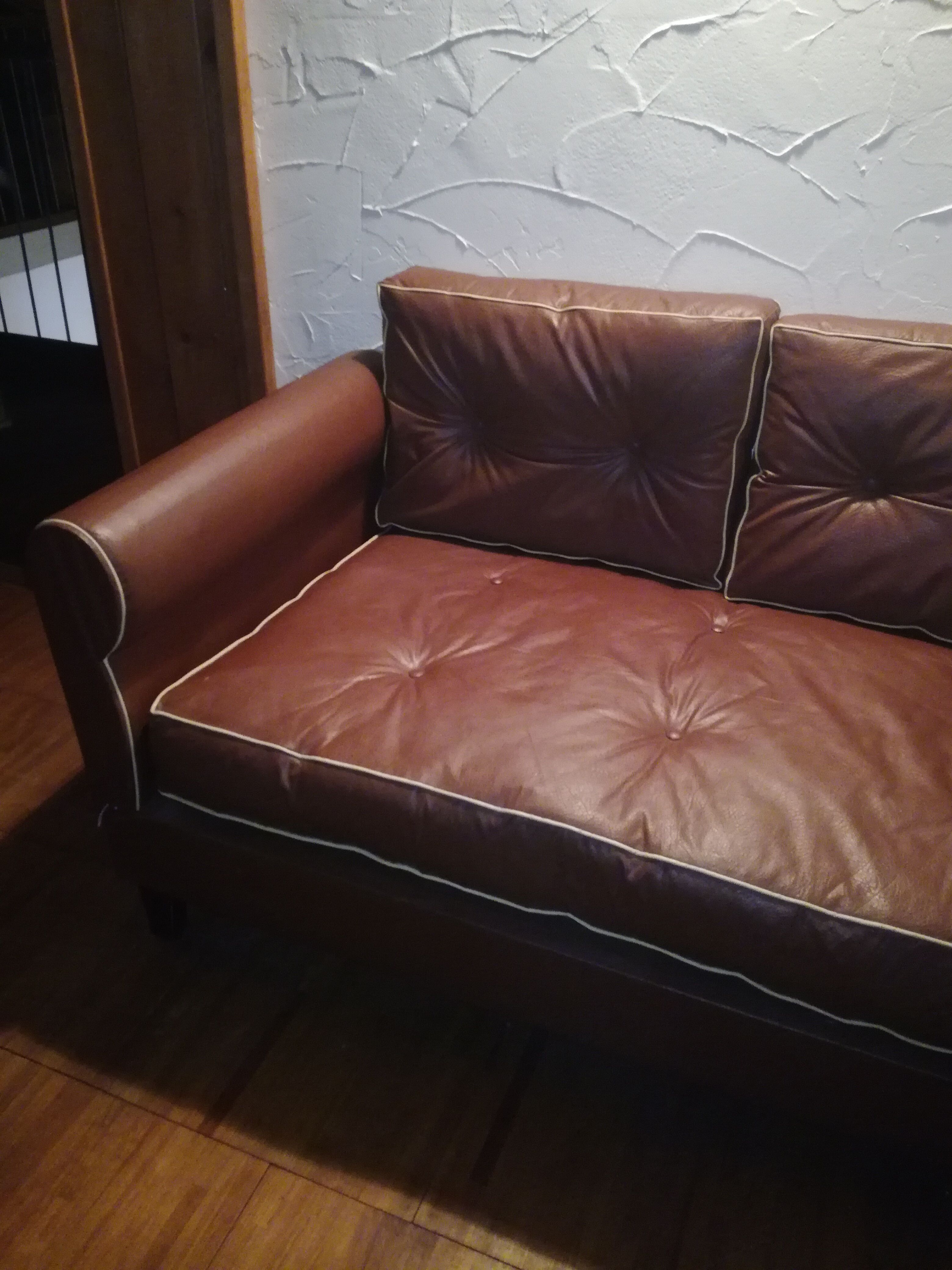 2-seater vintage fawn skai