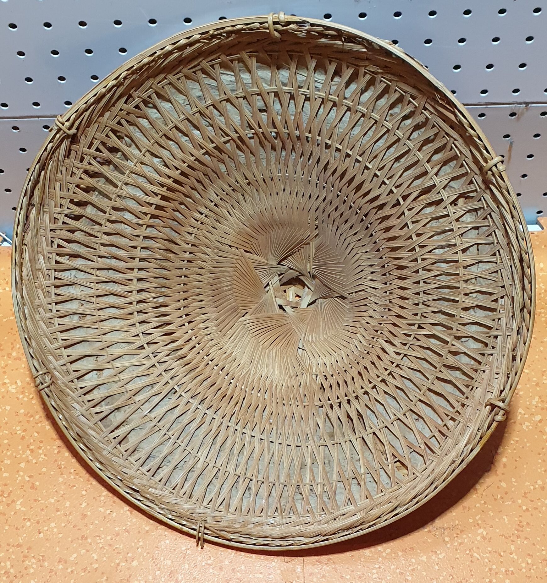 Lot de 4 chapeaux