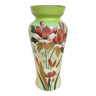 Vase en verre opalin à décor émaillé et peint de fleurs début XXe