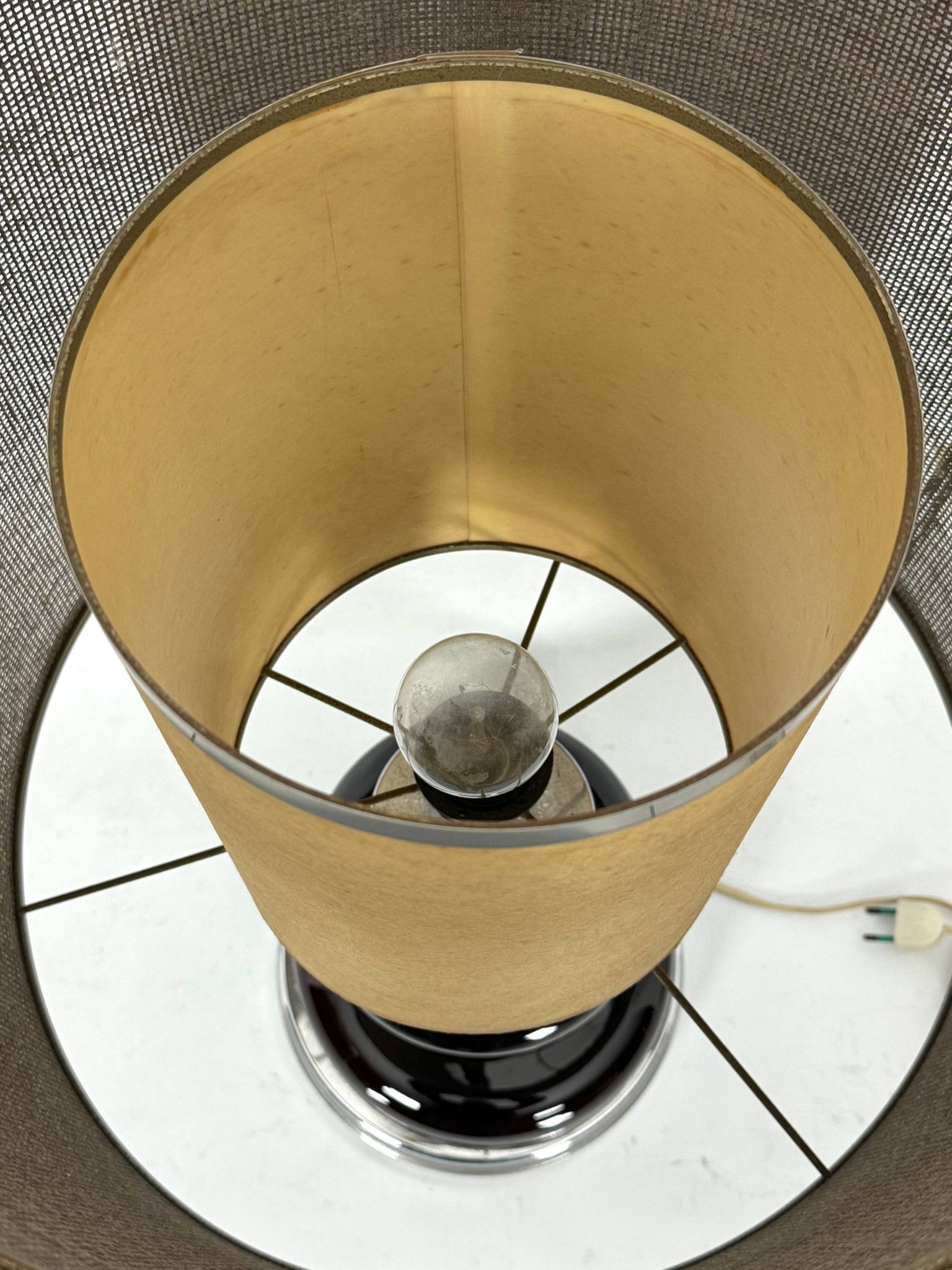 Space age Table lamp in chrome and lacquer. Italy 1970s