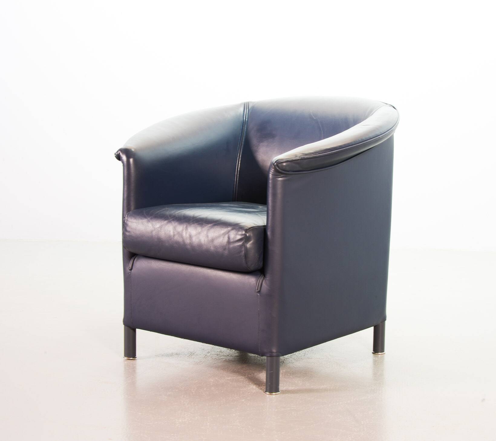 Wittmann Petrol Soft Leather Club Chair Model Aura  Designed by Paolo Piva