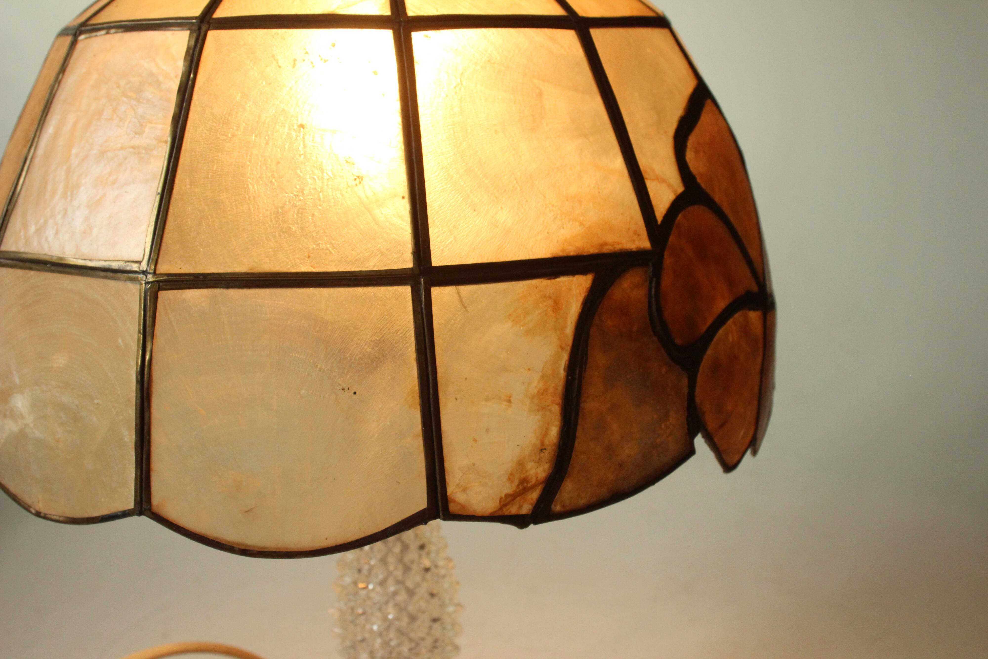 Mid Century handmade table lamp Tiffany Style, made of  mother of pearl, glass and metal, vintage