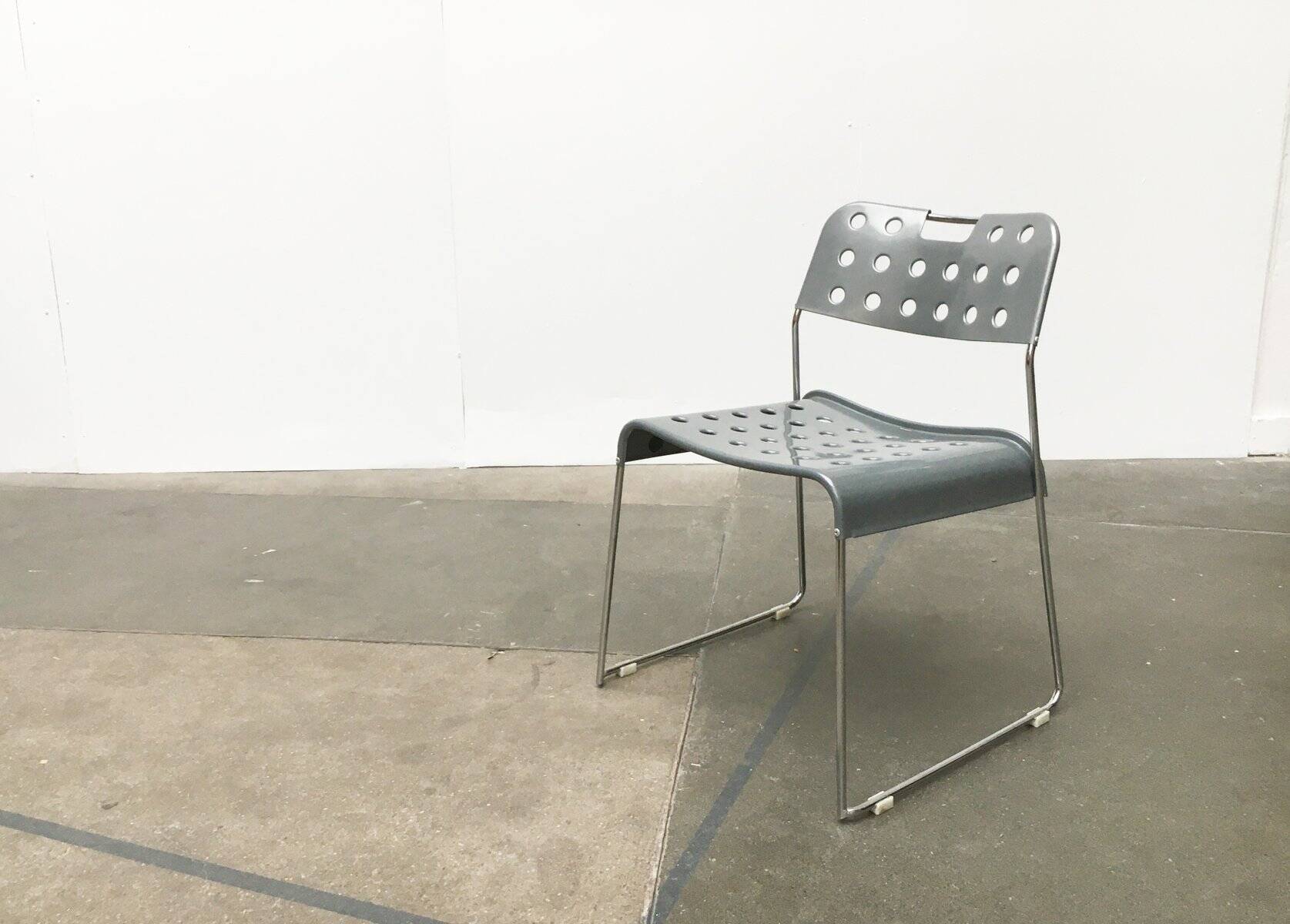 Omkstack Postmodern Chair from the vintage space age by Rodney Kinsman for Bieffeplast