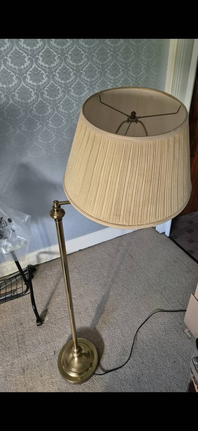 Vintage articulated lamp in gilded brass
