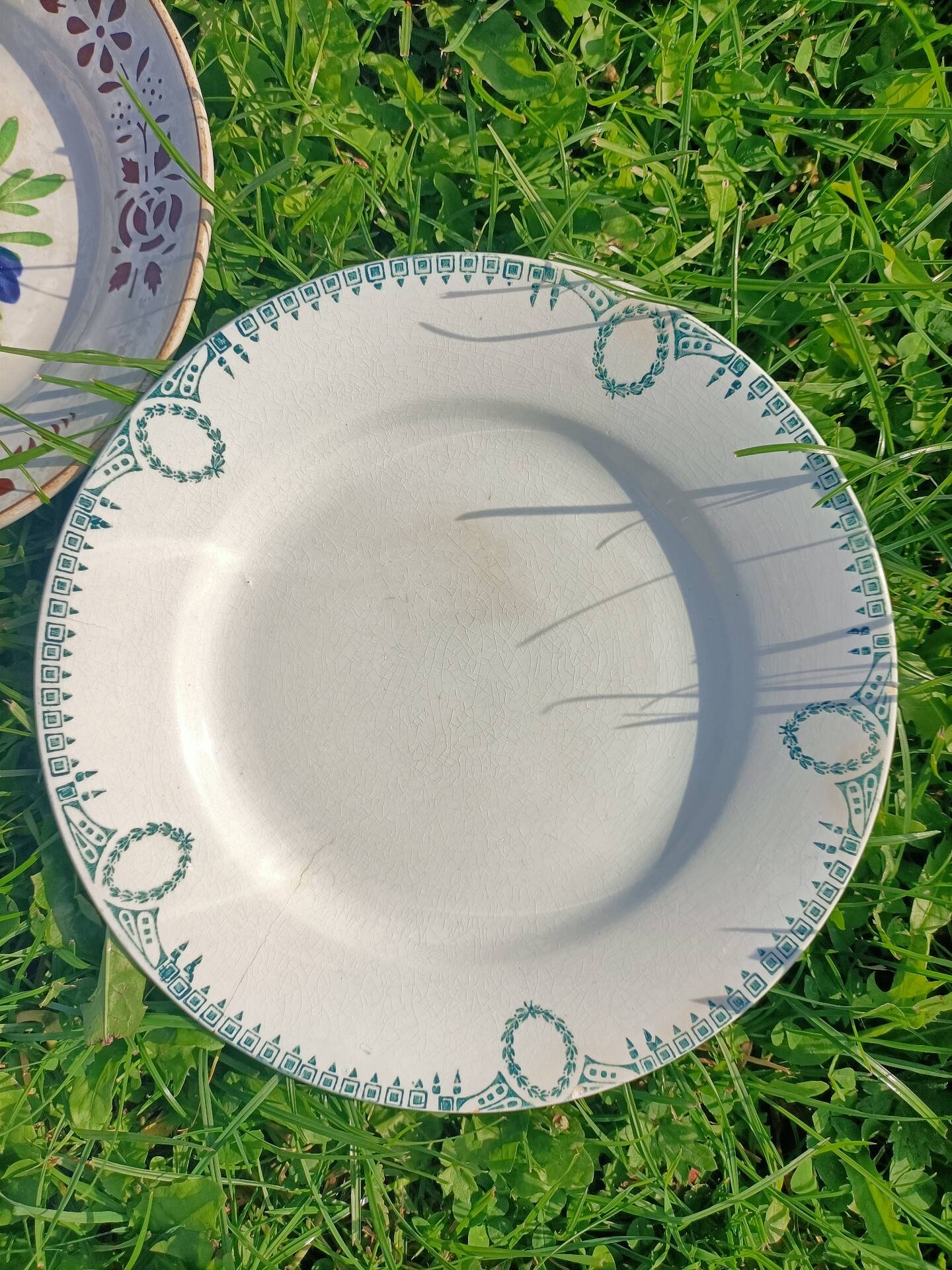 Set of stamped plates 🌻
