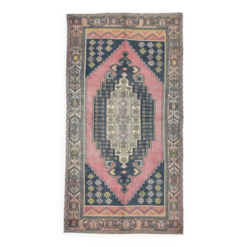 4x8 Turkish Vintage Rug, 123x234Cm