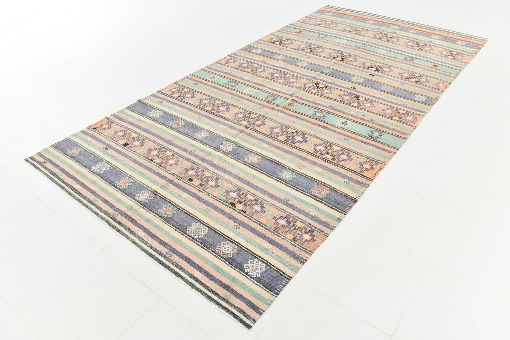 6x12 Vintage Wool Kilim Rug, 174x359Cm