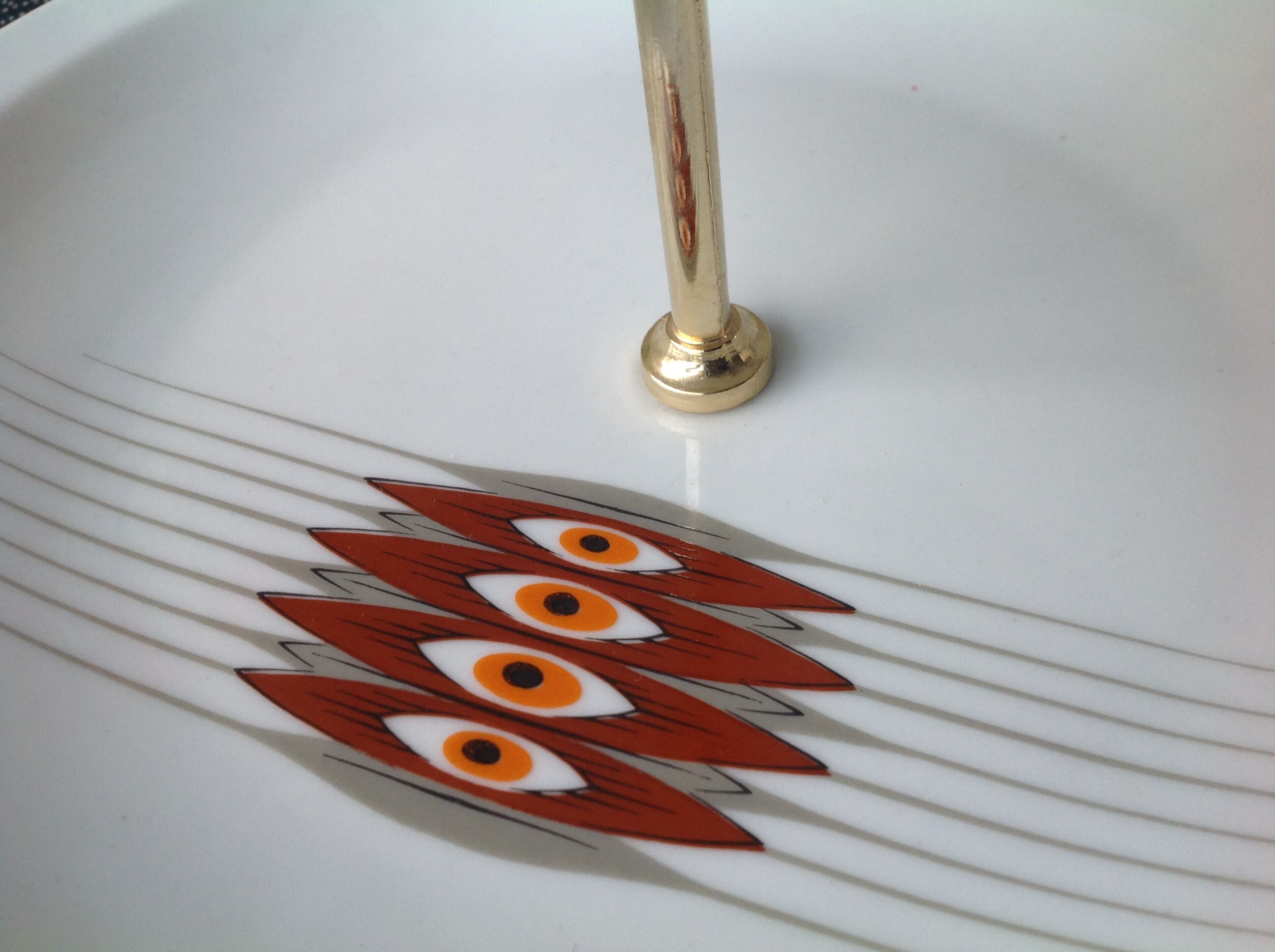 Cake display, 3-story servant