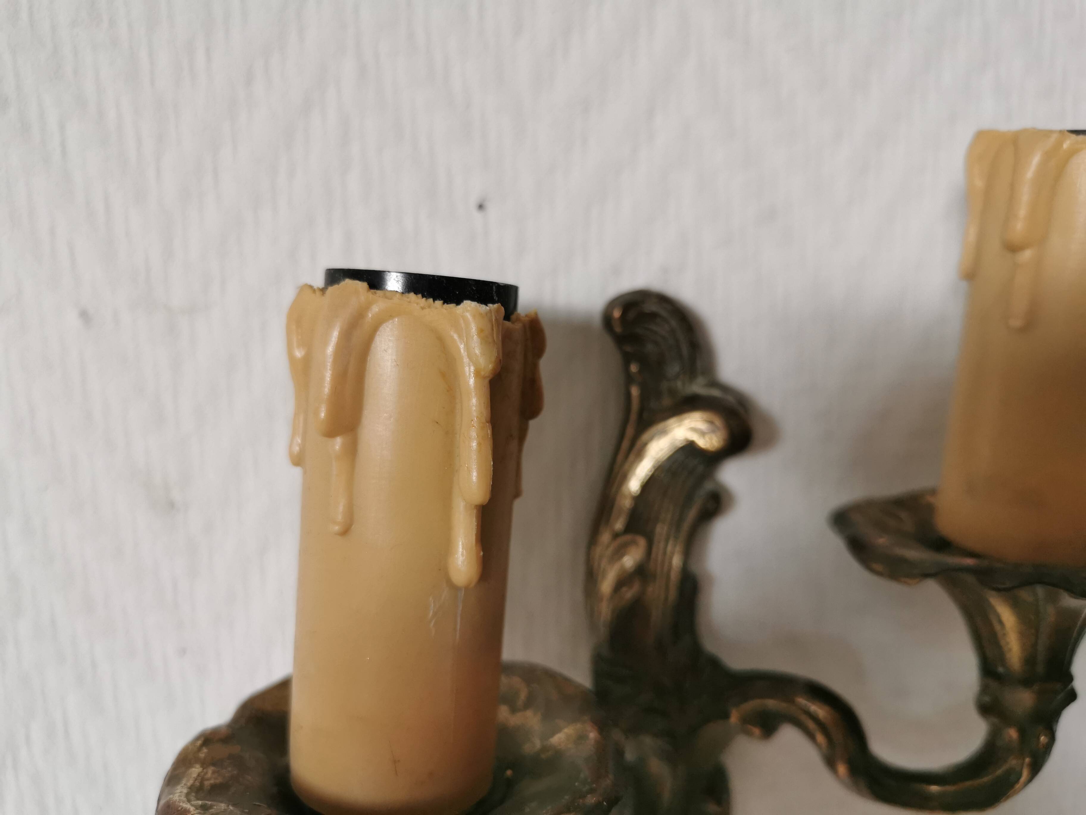 Pair of wall lights, classic style, LouisXV, gold metal, bronze or brass, candle holder effect