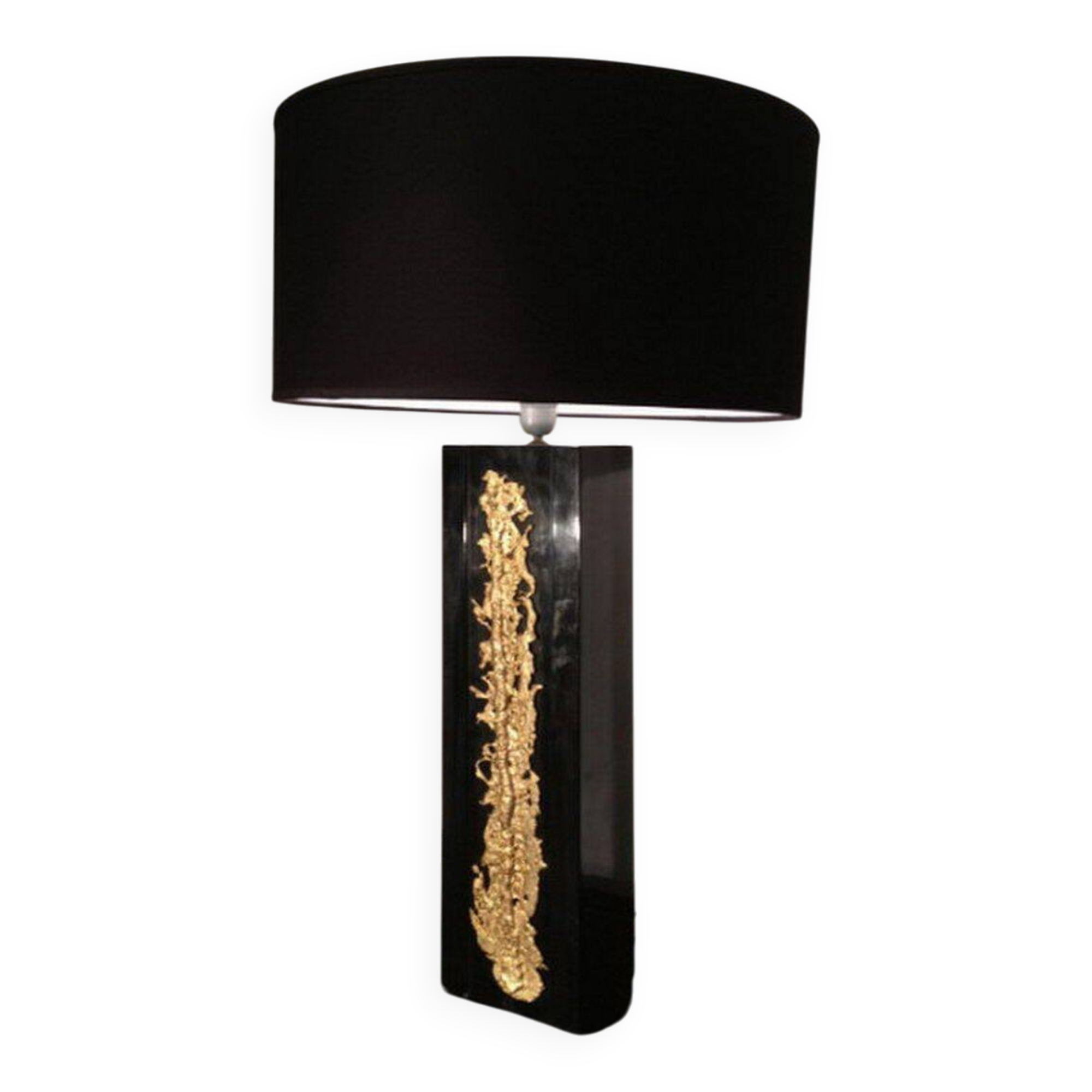 Large black lacquered lamp with gilt bronze decoration