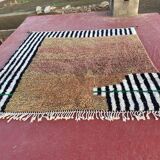 Moroccan rug from Oued Zam, handmade, traditional size 150 x 250 cm.