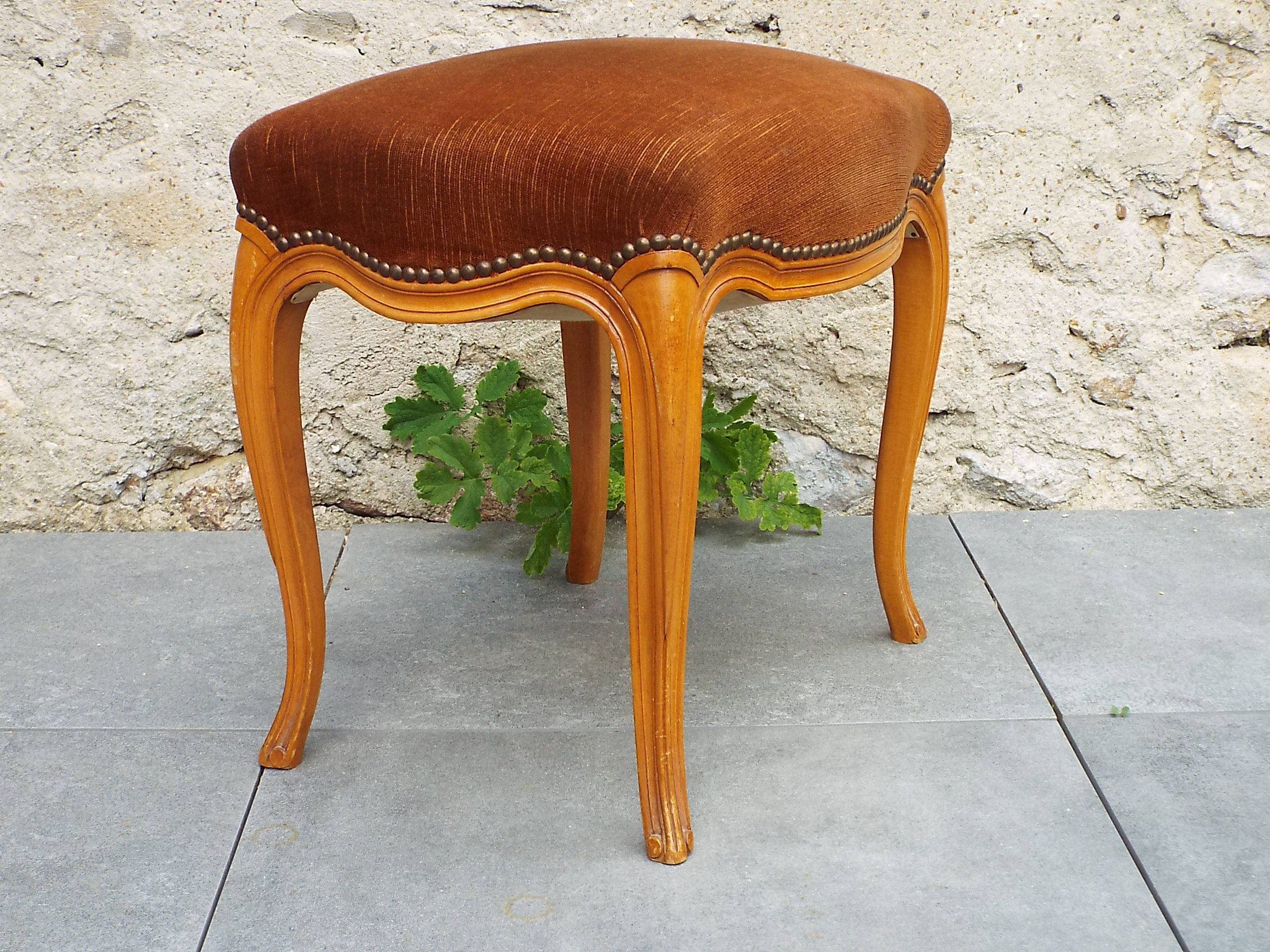 Louis XV style stool
