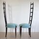 Paire de chaises à dossier par Paolo Buffa