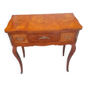 Coiffeuse marqueterie en bois de roses style Louis XV