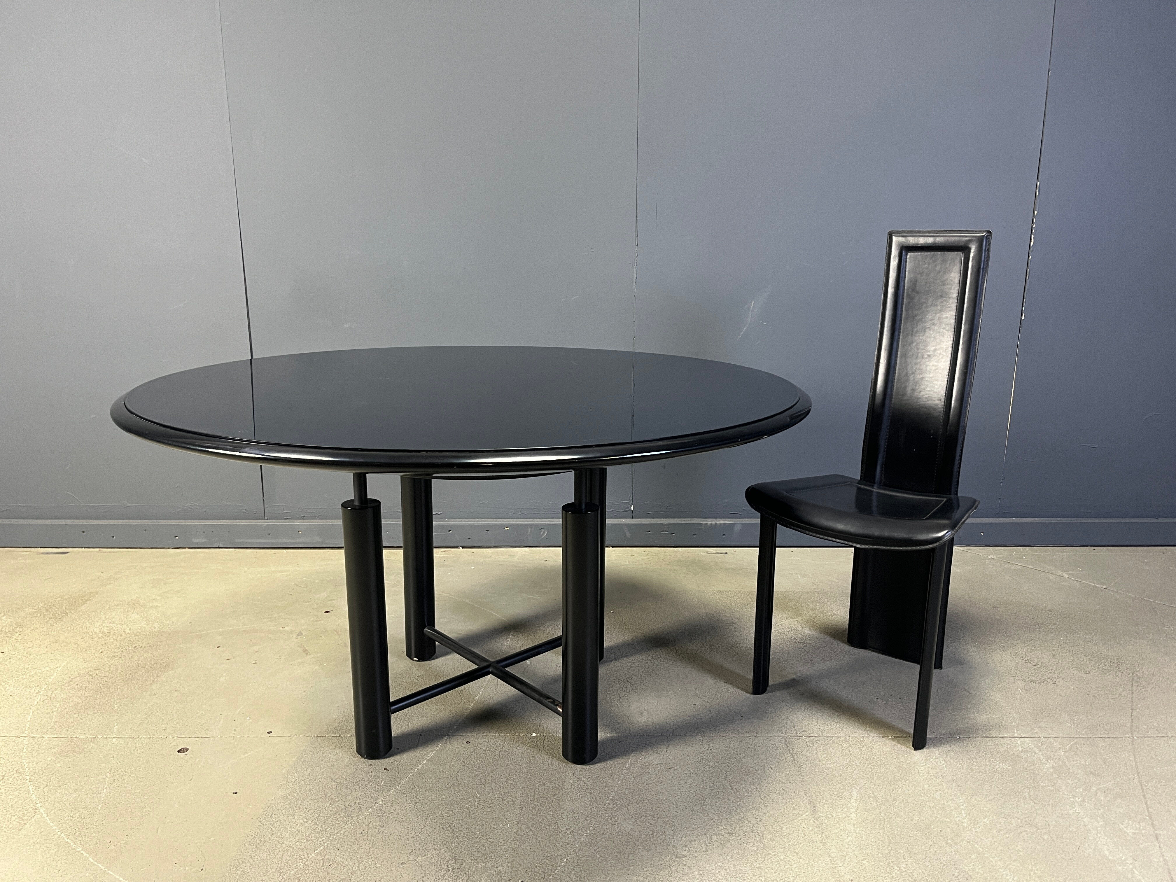 Post modern dining table by Roche Bobois, 1980s