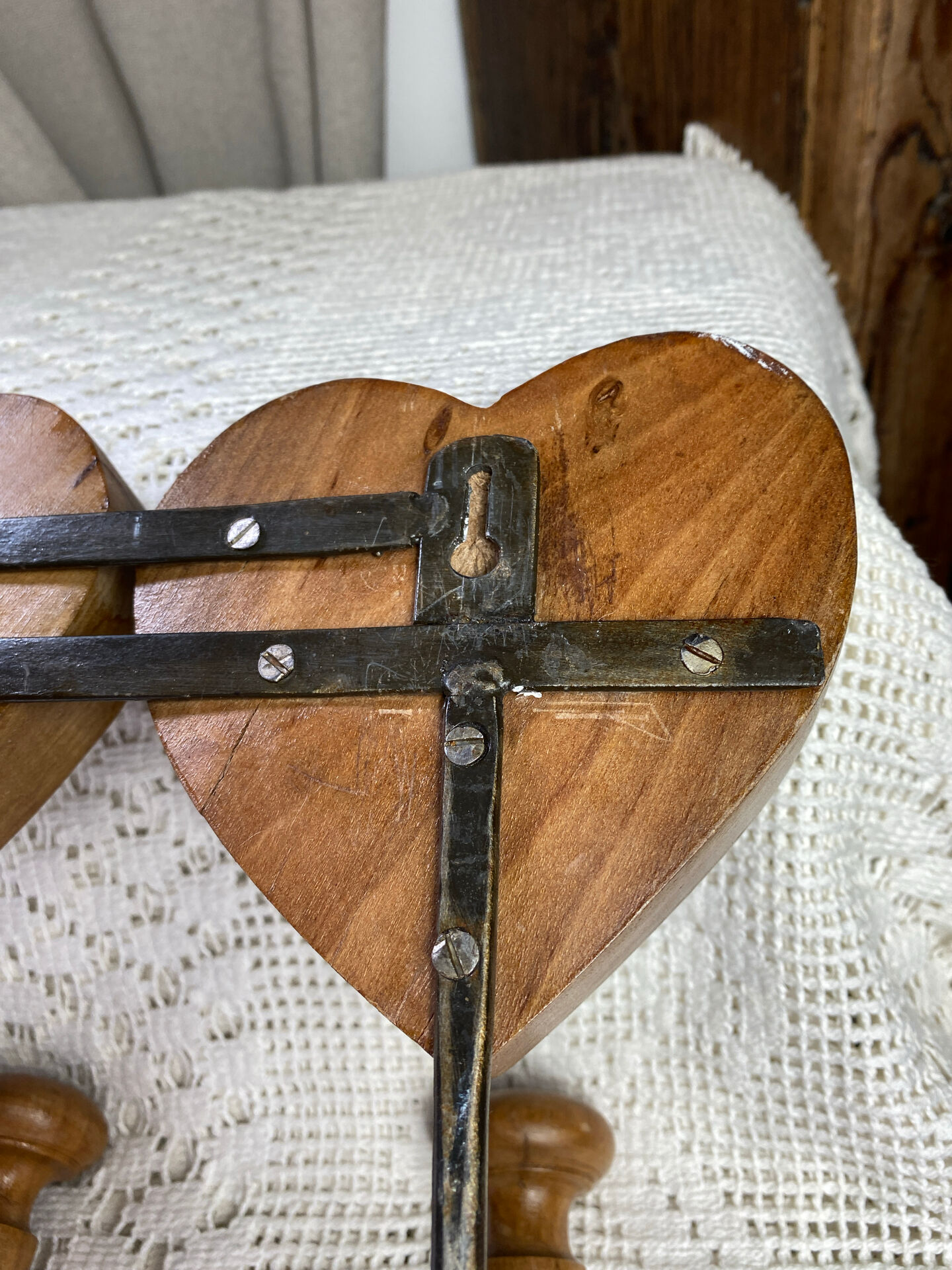 Wall-mounted coat rack, wooden hearts