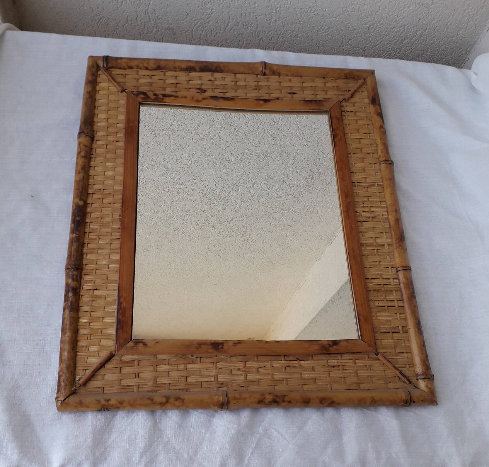 Miroir en rotin