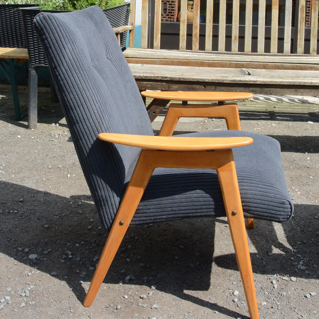 Paire de fauteuils de Jaroslav Šmídek