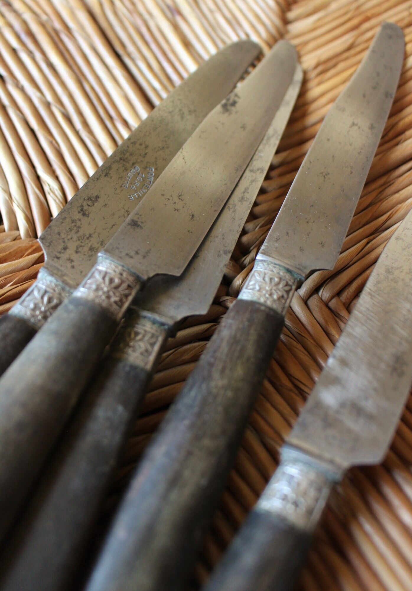 Lot 12 old knives handle wood fontenille 1034 drop viroles