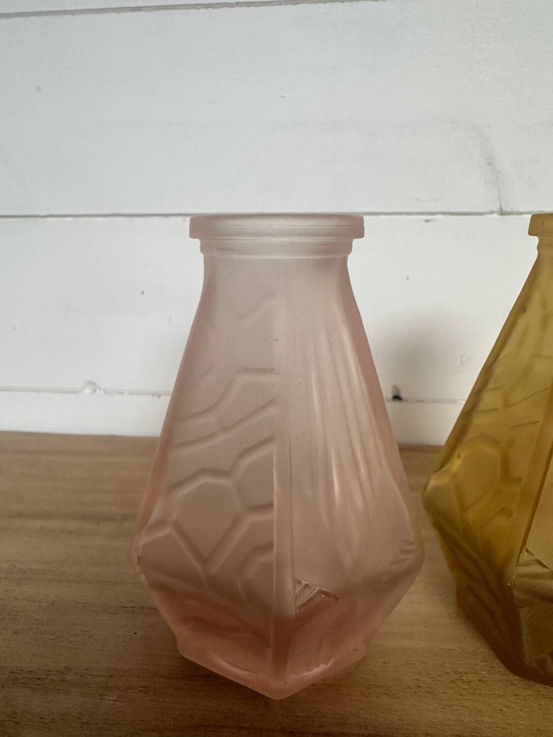Lot de trois vases art déco