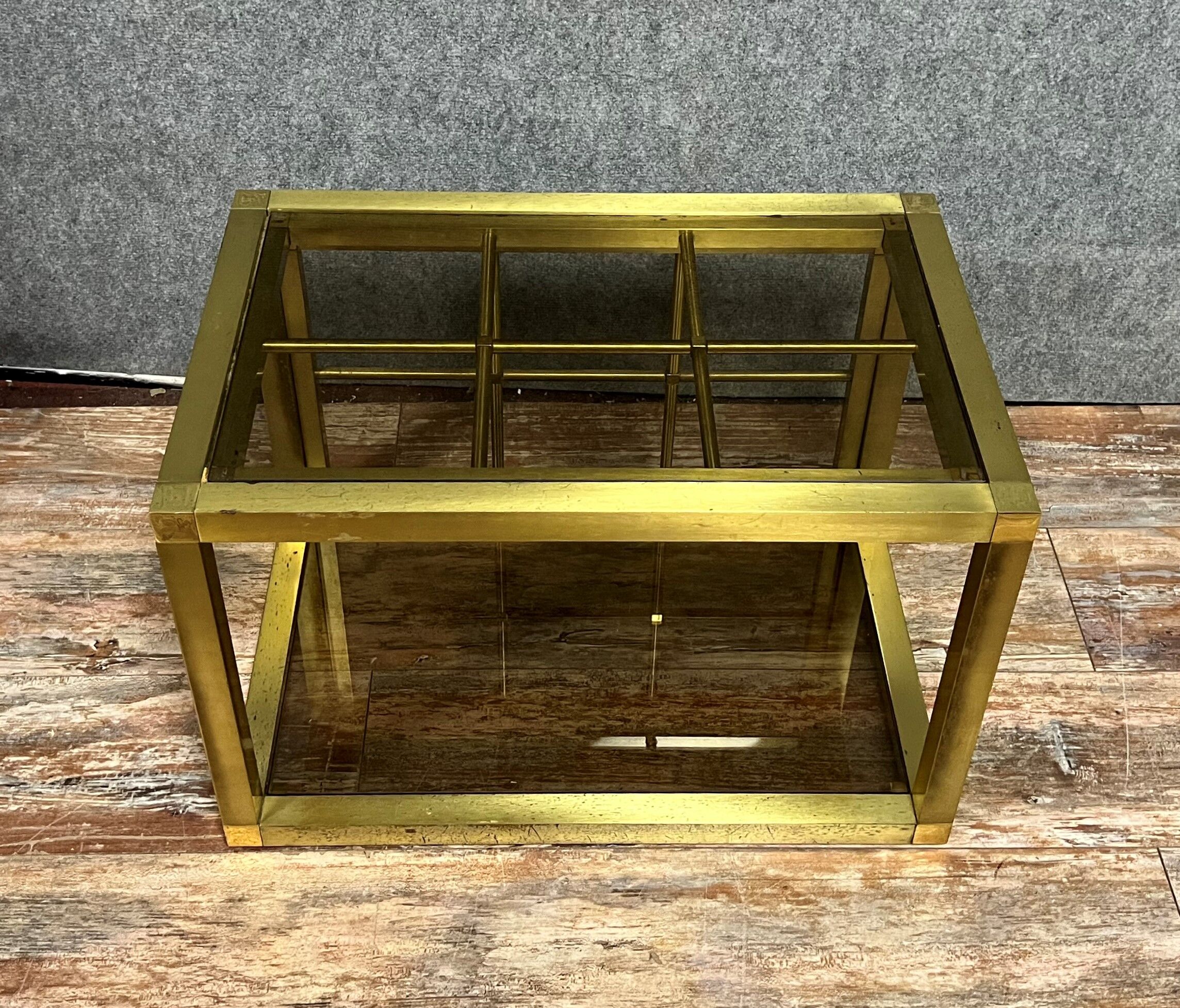 Anna Nora coffee table in gilded brass and circa glass 1960-1970