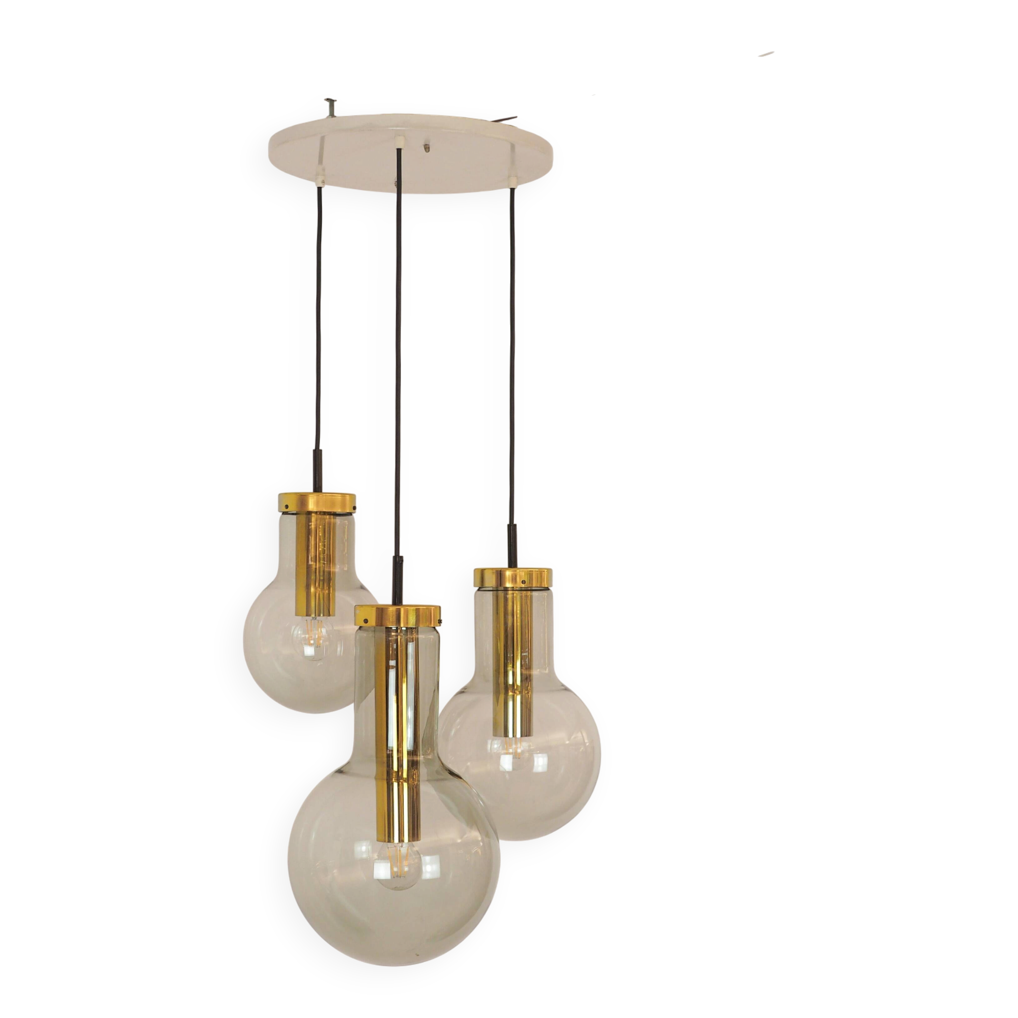 Rare Trio de lampes suspendues "Maxi Globe Lighting" par RAAK Amsterdam, années 1960