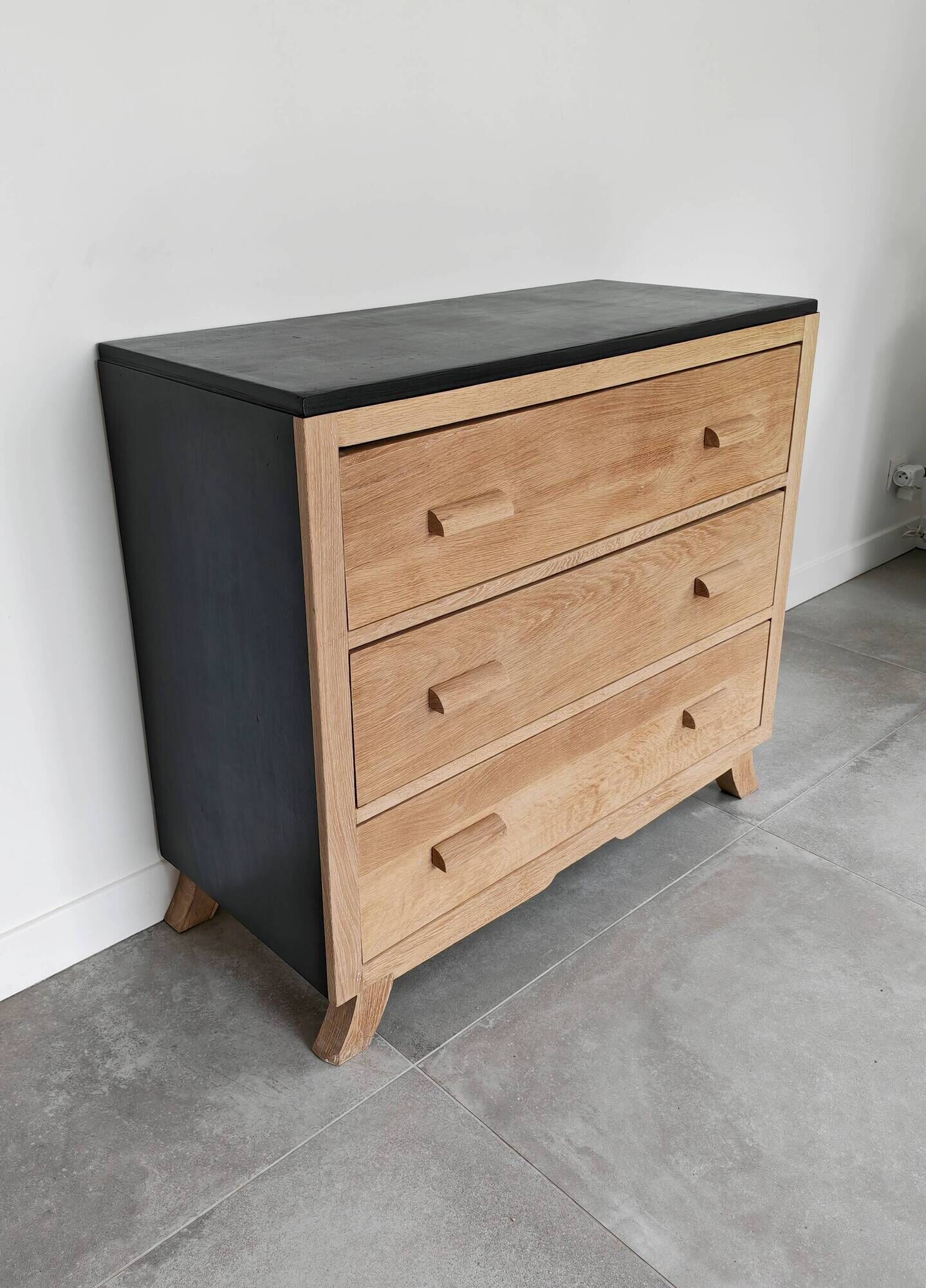 Commode 1950 - 1960 solid oak front
