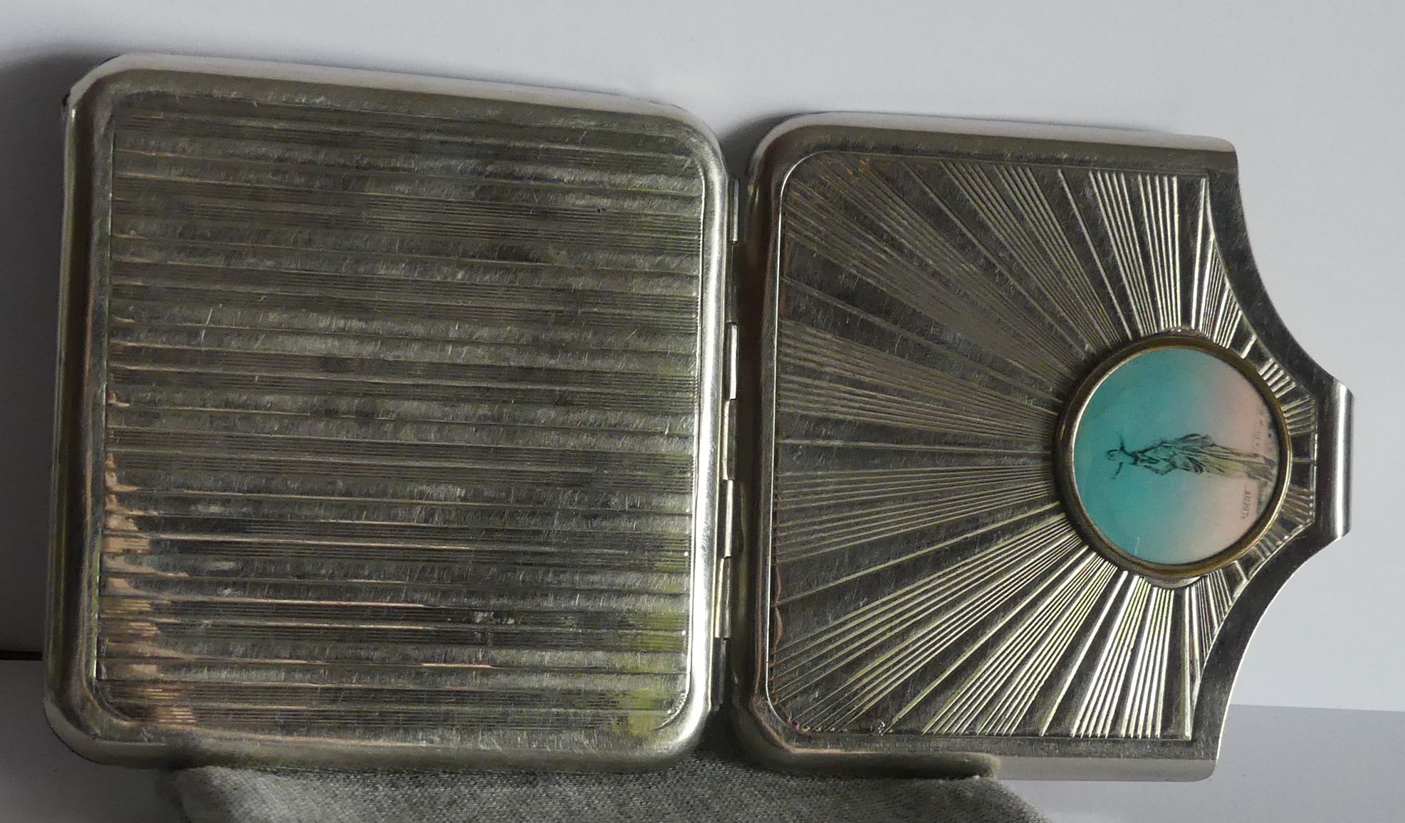 Cigarette case Albert