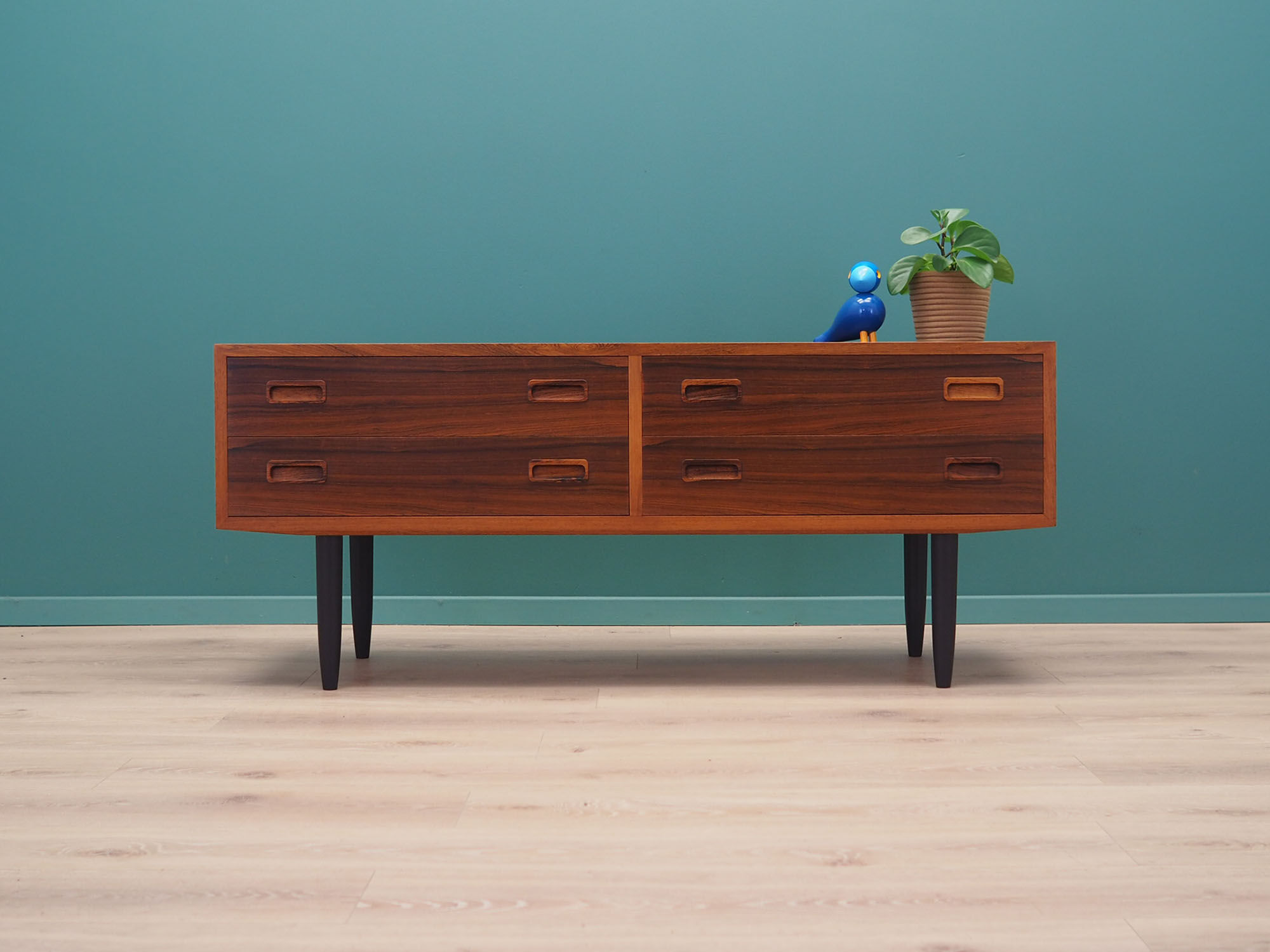 Rosewood chest of drawers, Danish design, 1960s, manufacturer: Hundevad & Co