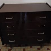 Ancienne commode en bois laqué  vintage