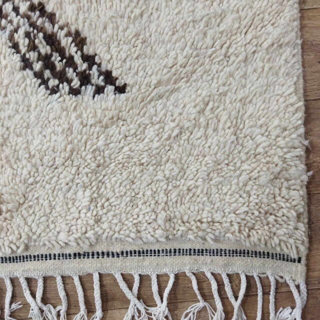 Handmade wool Berber rug 312x193 cm