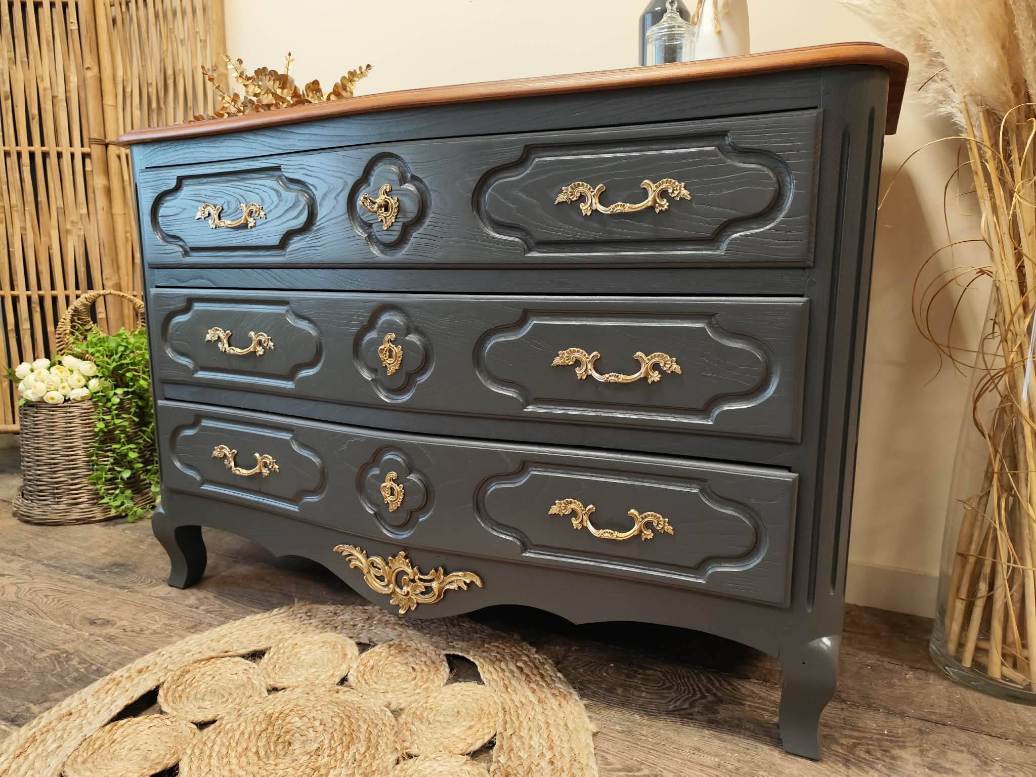 Birch wood chest of drawers