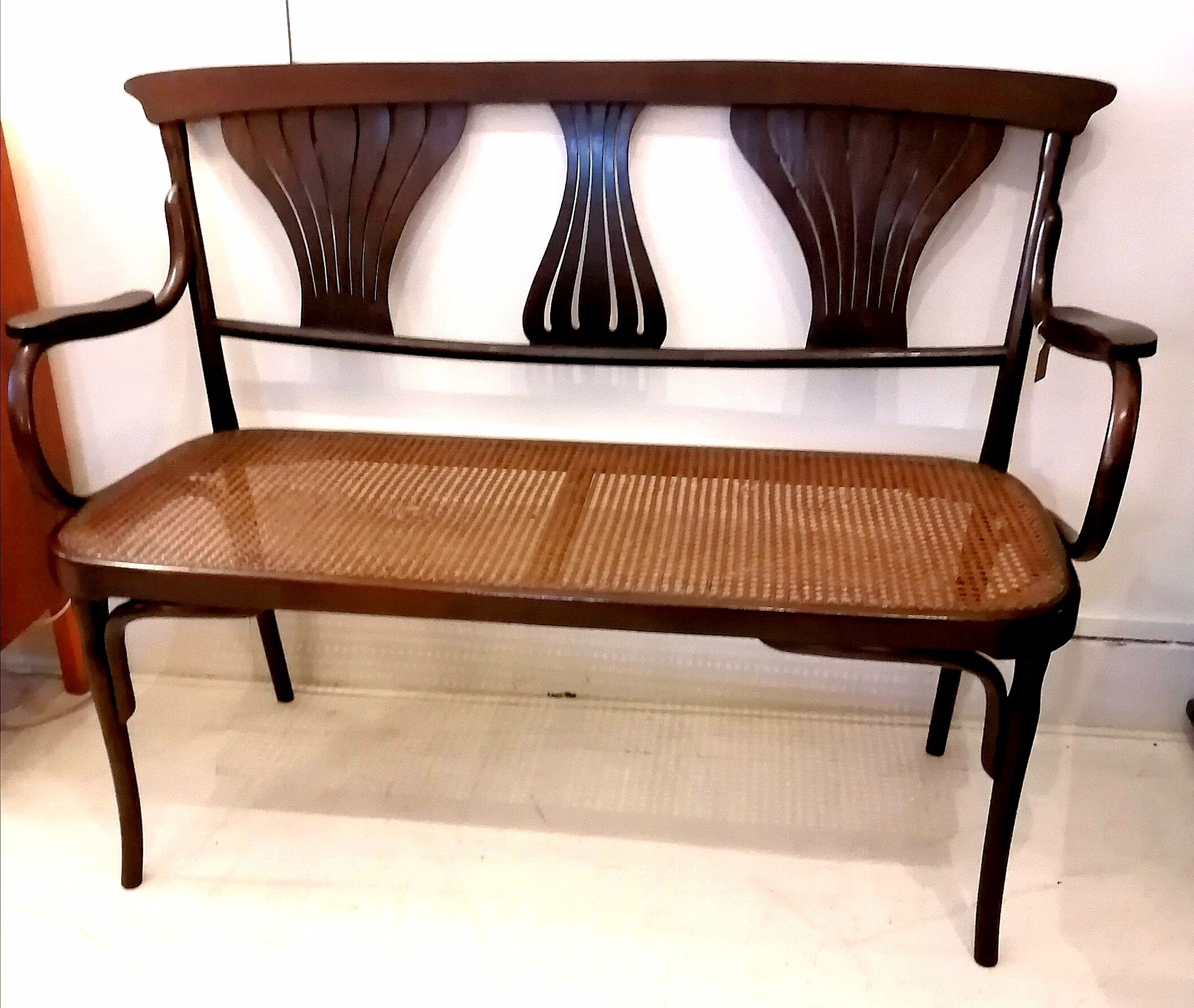 Bench J&J Kohn
