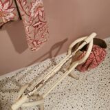 Towel rack