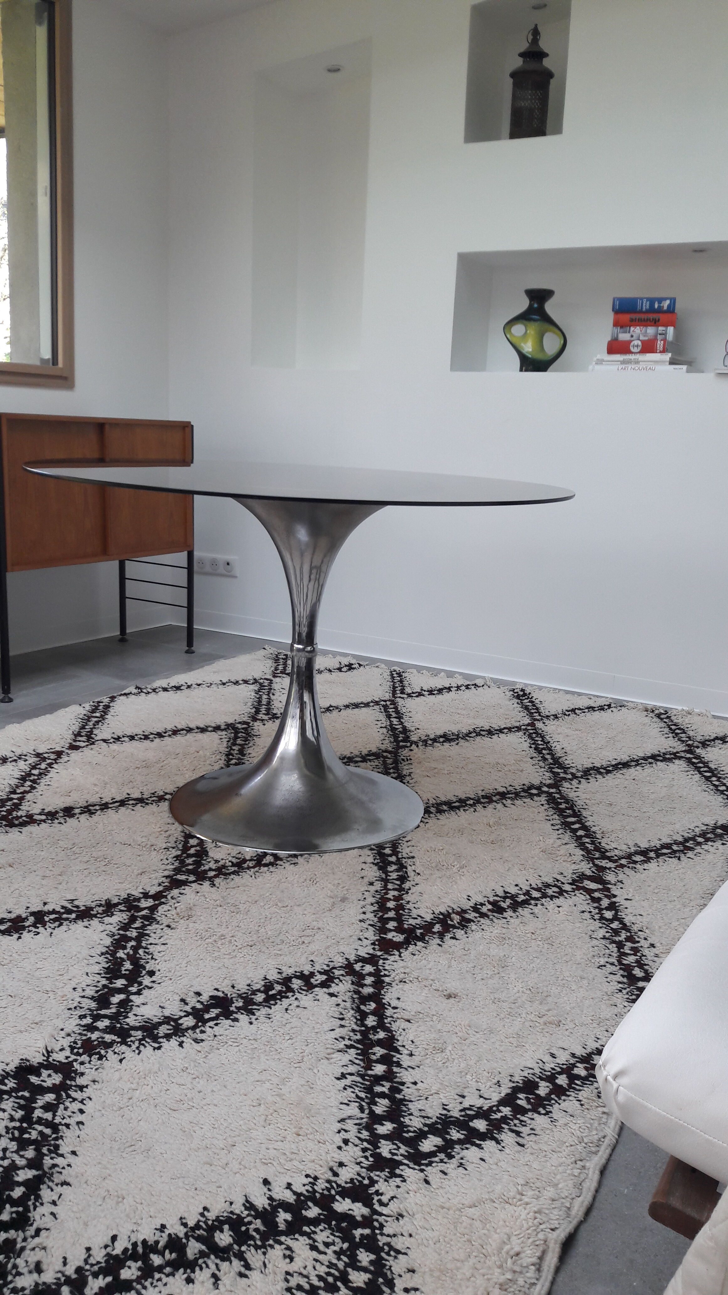 Table pied tulipe chromé années 70