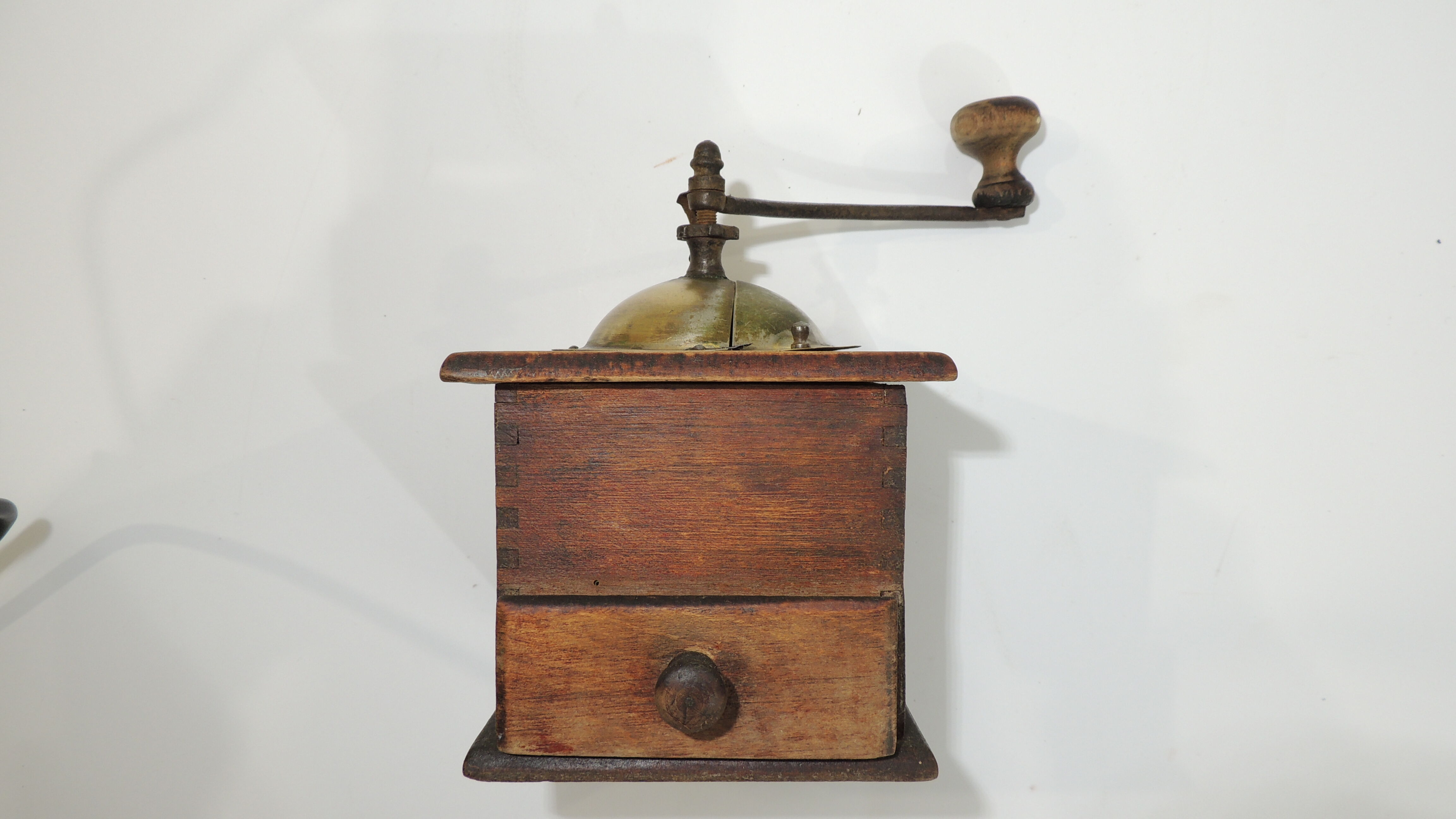 Wood/vintage coffee grinder