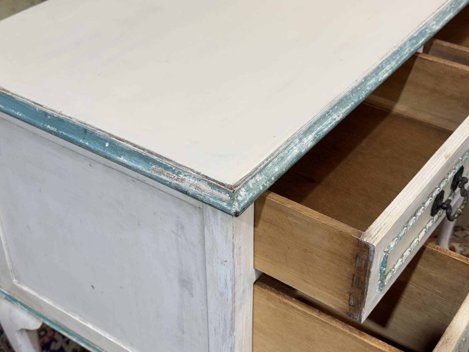 English desk in pine from the 1950s.