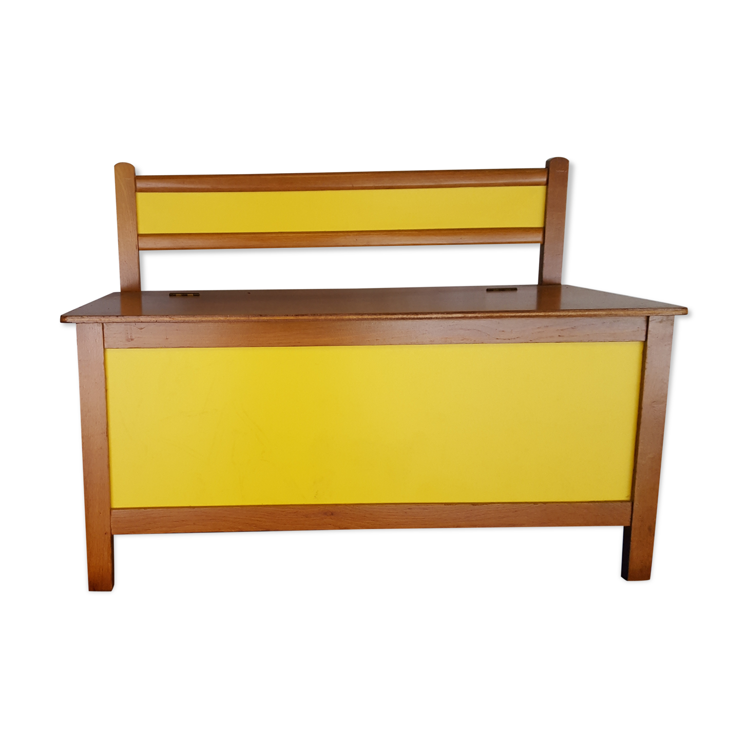 Chest of the 60