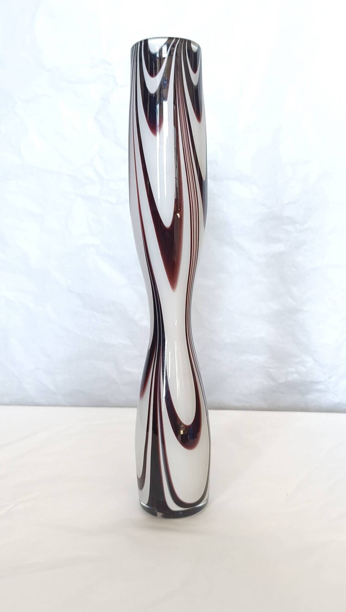 Purple and White Murano Glass Vase “Wave” by Carlo Moretti, Italy 1970s