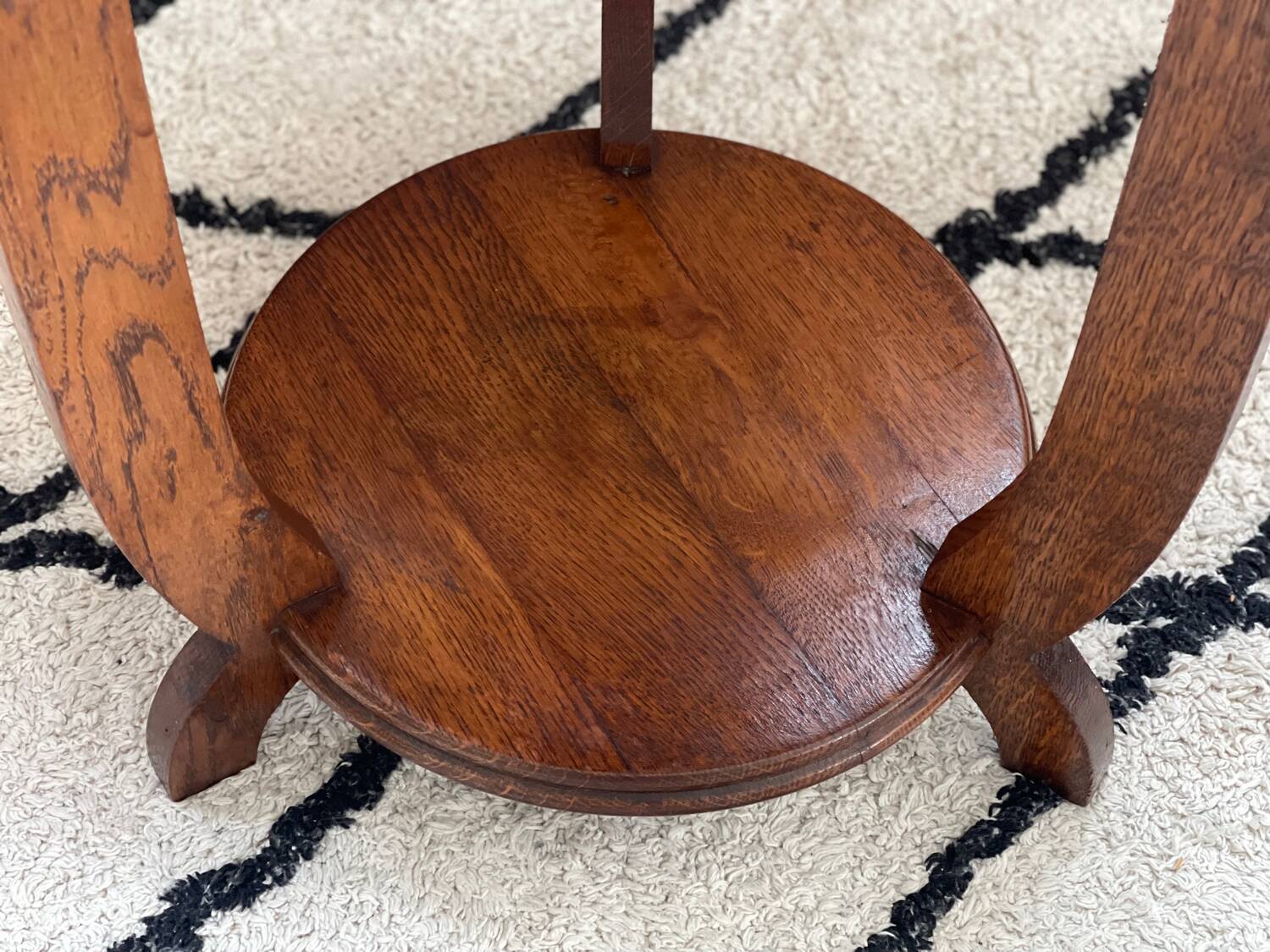 Art deco oak pedestal table