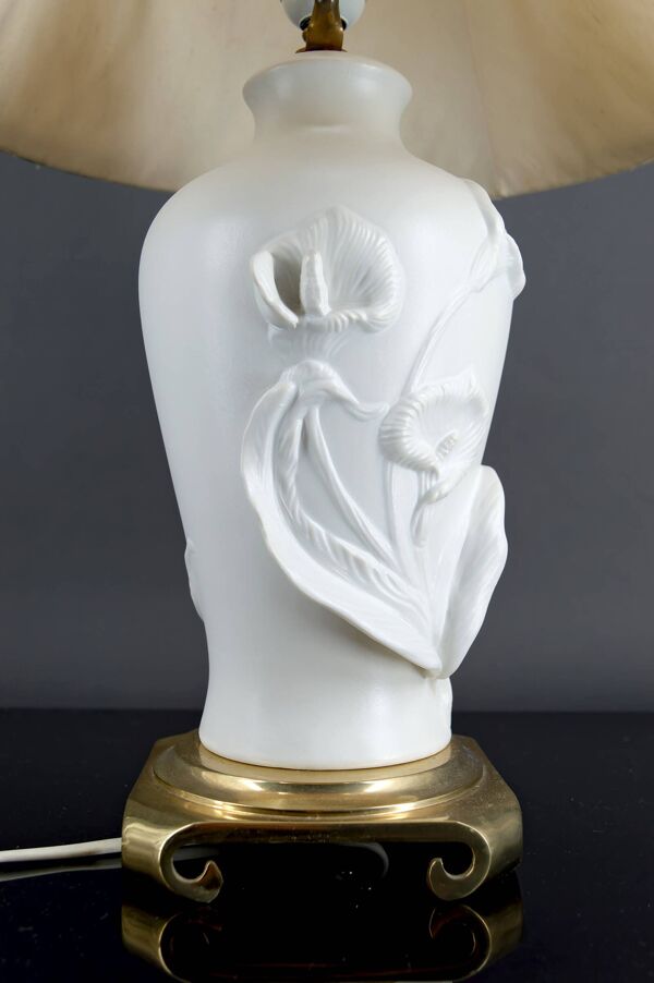 Lampe en biscuit de porcelaine,  ''Calla Lily'', par Nicholas Berbenczy, 1986