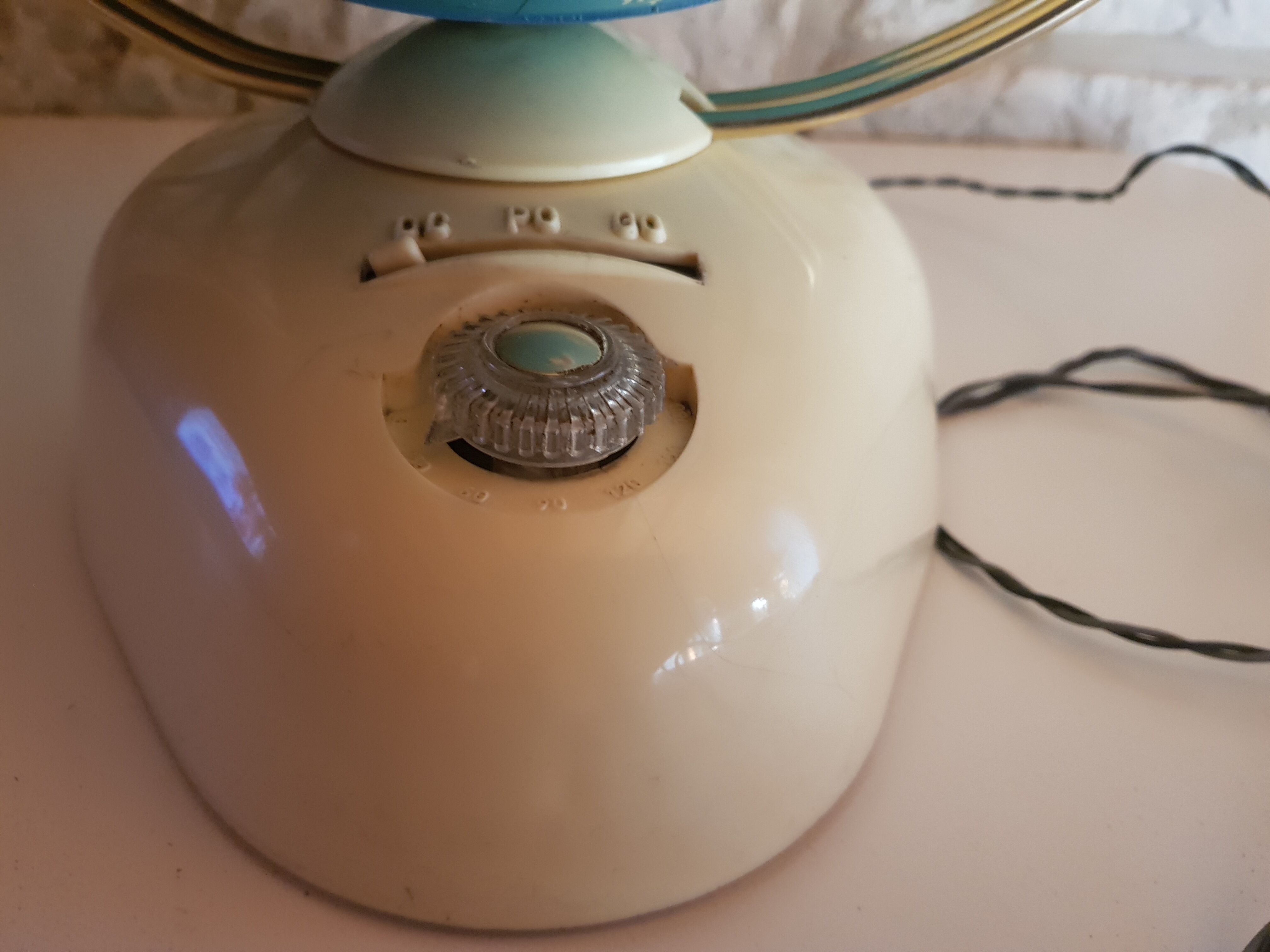 Globe Terrestre Mappemonde "Radio-Célard" Year 1955