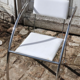 Chaise chrome et skaï blanc