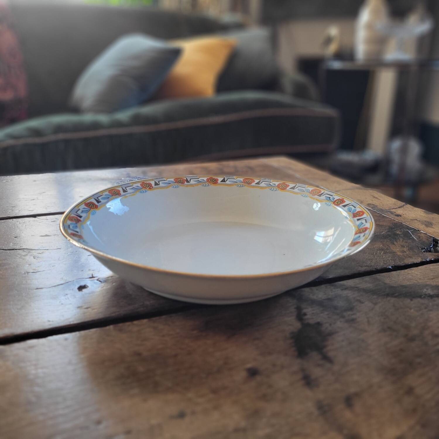 Shallow plate Art Deco MLV France 1930s