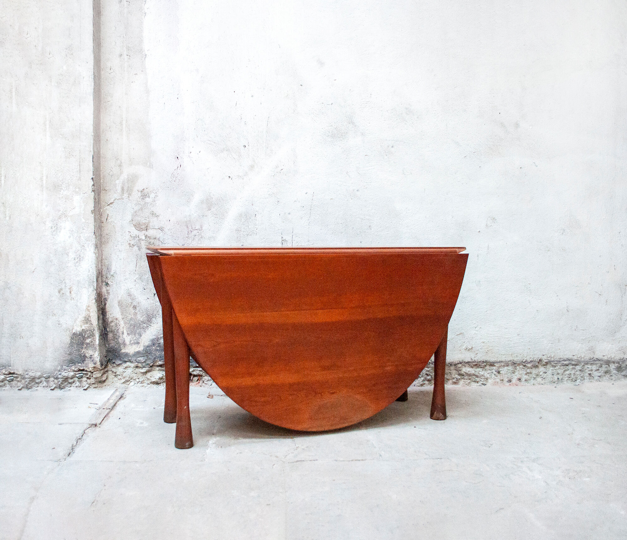 Oval cherry console table Model Babe by Vico Magistretti for De Padova Italia Year 1988