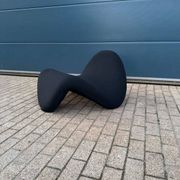 Artifort Tongue F577 by Pierre Paulin