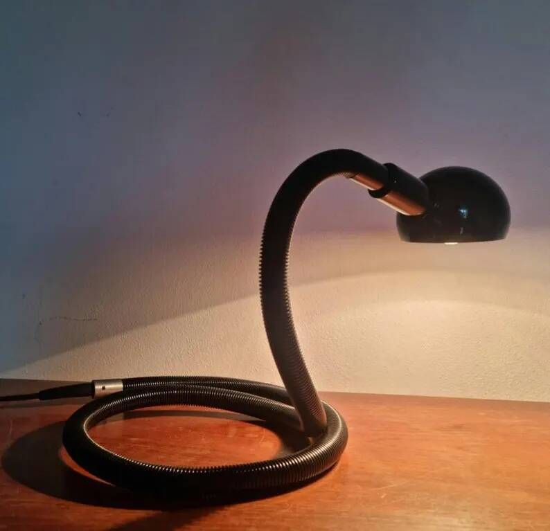 Large Black Adjustable Iconic Table Lamp Hebi, Isao Hosoe, Valenti Luce, 1970s
