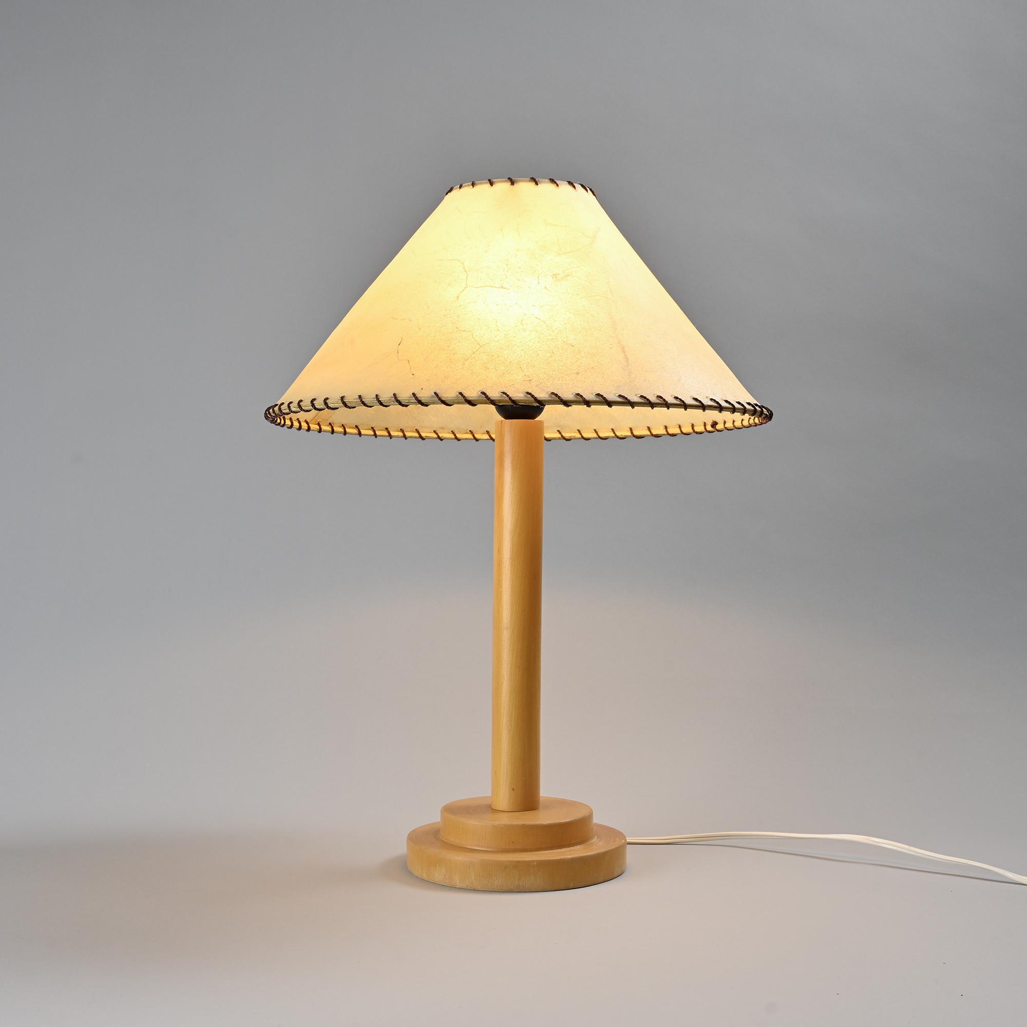 Turned wooden table lamp, French work, 1970s.