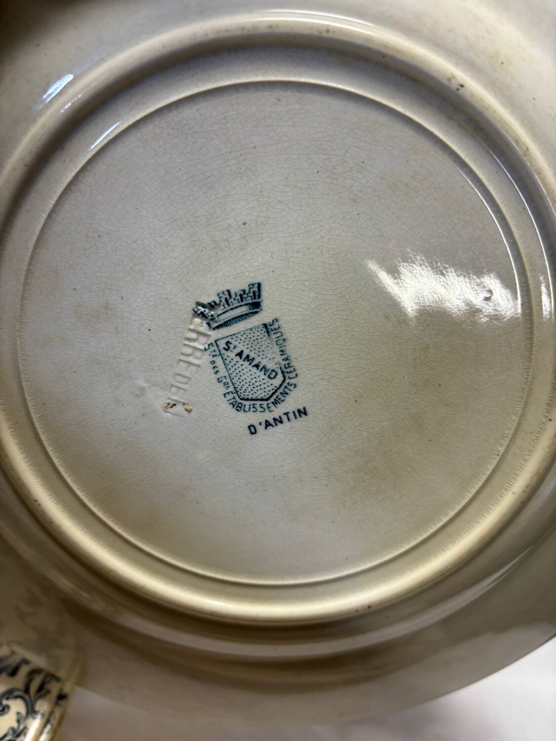 Set of 4 old iron earth plates