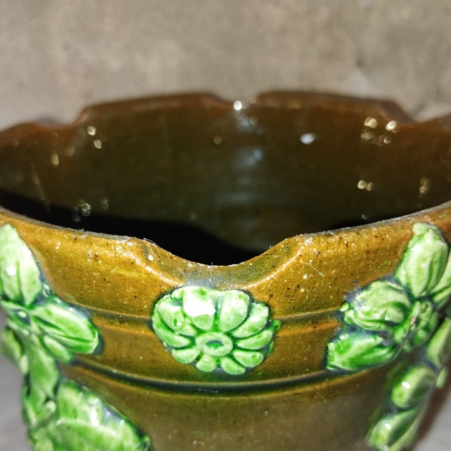 Force Lambège Bordeaux terracotta flowerpot